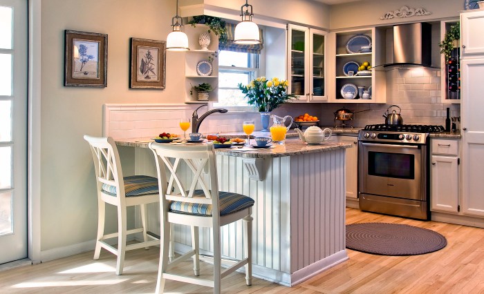 Decorating tips for small kitchens