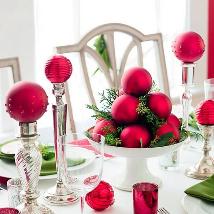 Decorating a christmas table ideas