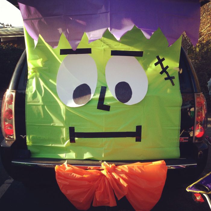 Trunk treat ideas themes car decorating treating decorate scary candy halloween theme land trick themed game featuring decor idea fun