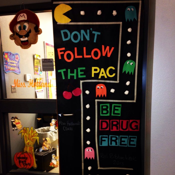 Red ribbon week door decorating ideas movie